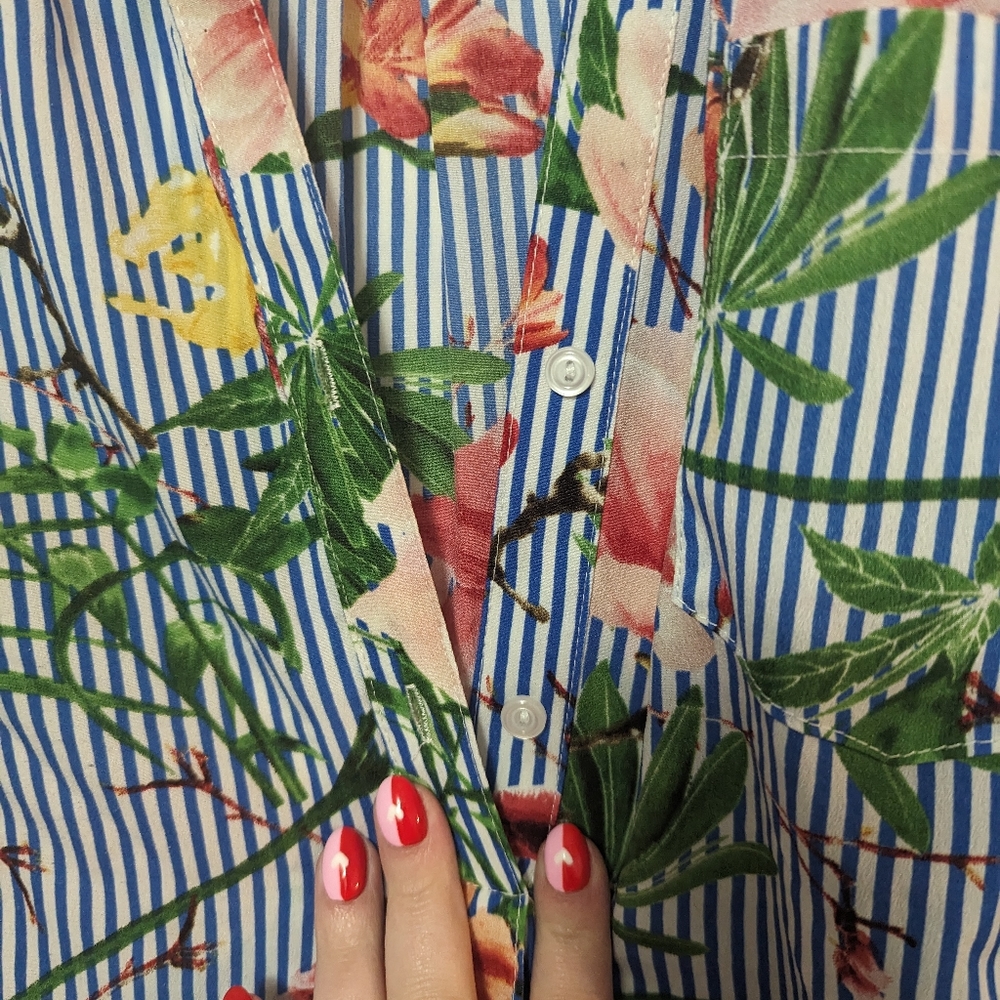 Abstract Print Tunic - Picture 6 of 6